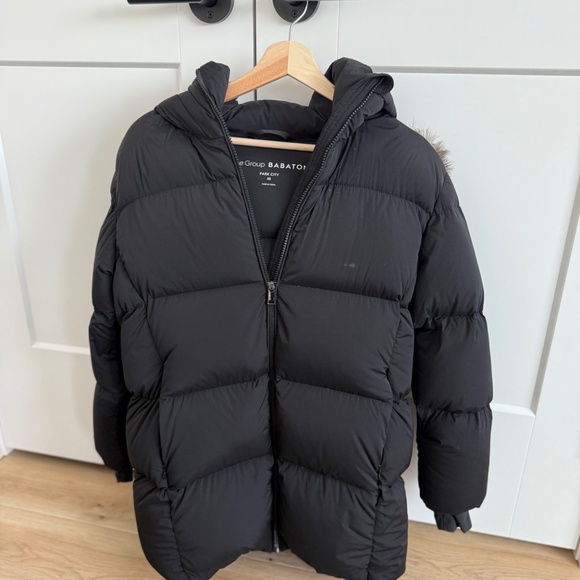 ARITZIA BABATON Black Puffer Park City Down Jacket - Picture 2 of 5